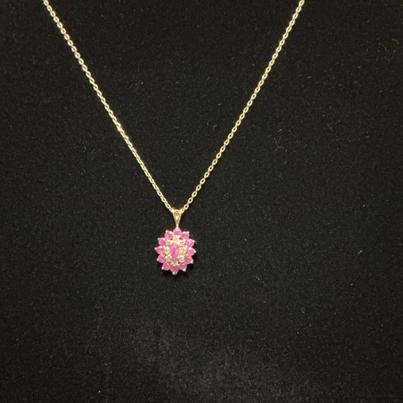 Elegant Rubies and Diamonds on Gold Necklace - Picture 3 of 7